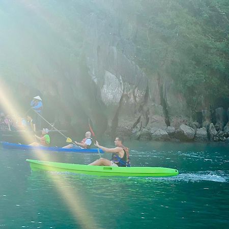 Dragon Crown Legend Cruise Hotell Ha Long Eksteriør bilde