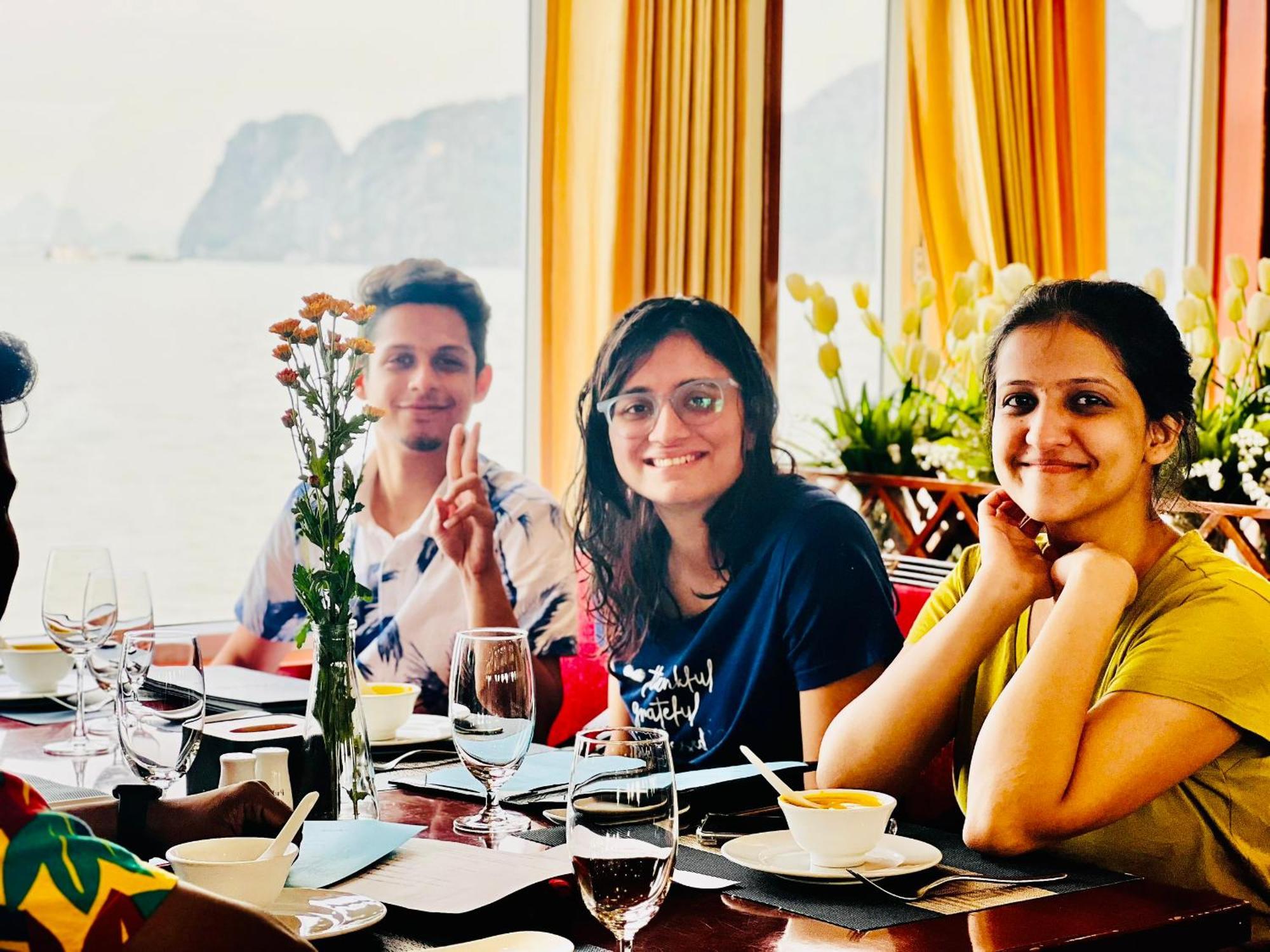 Dragon Crown Legend Cruise Hotell Ha Long Eksteriør bilde