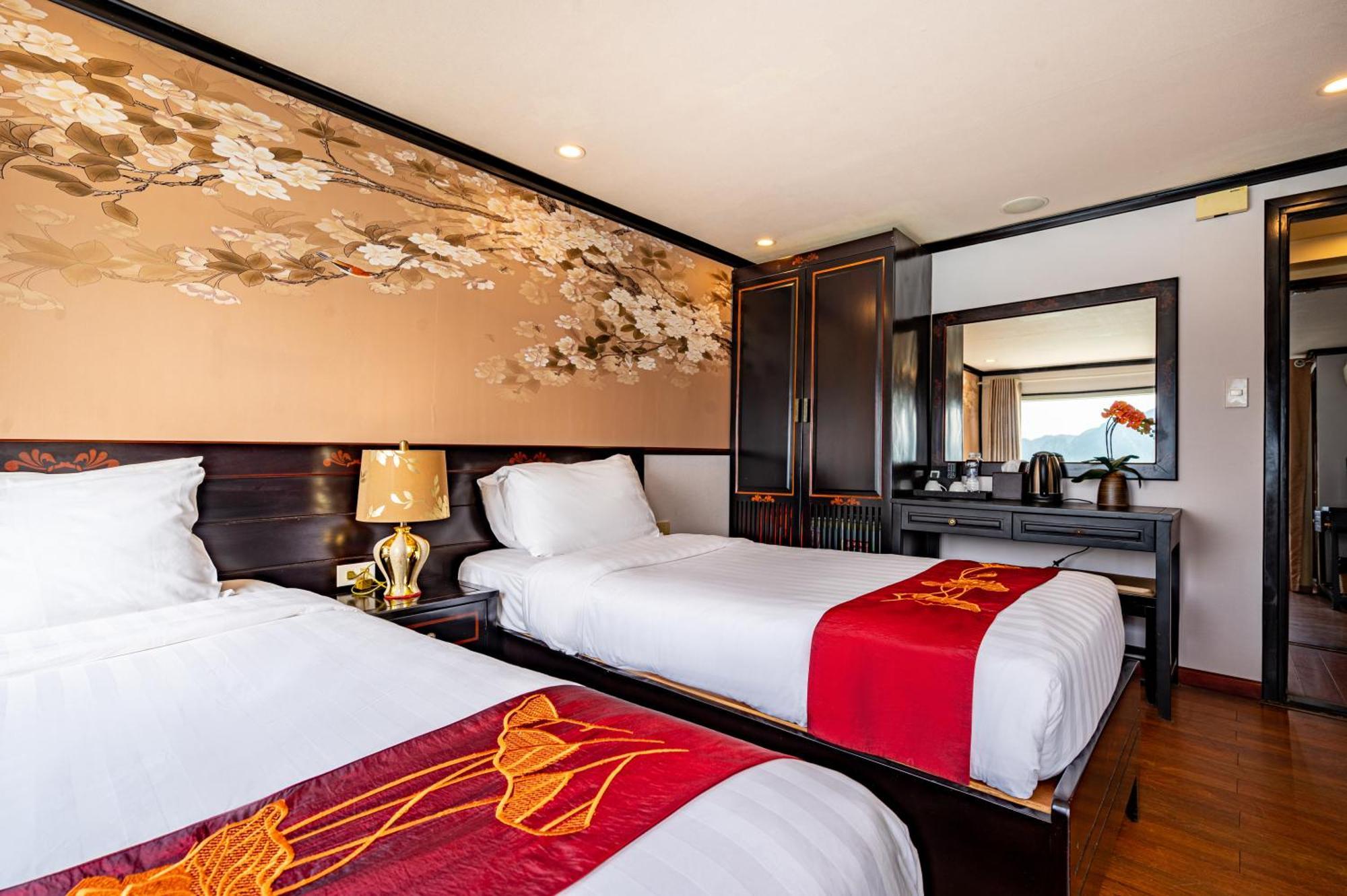 Dragon Crown Legend Cruise Hotell Ha Long Eksteriør bilde
