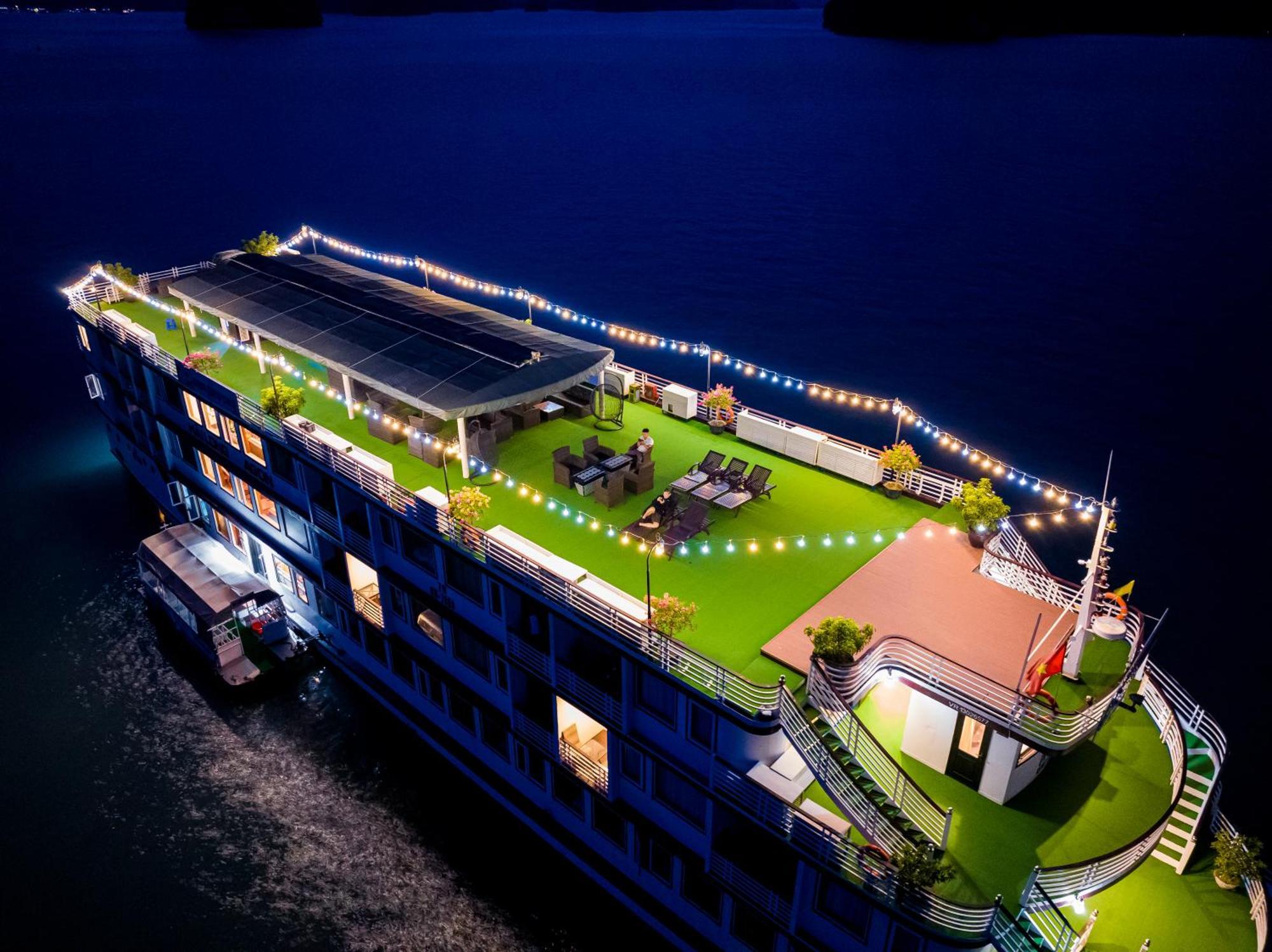 Dragon Crown Legend Cruise Hotell Ha Long Eksteriør bilde