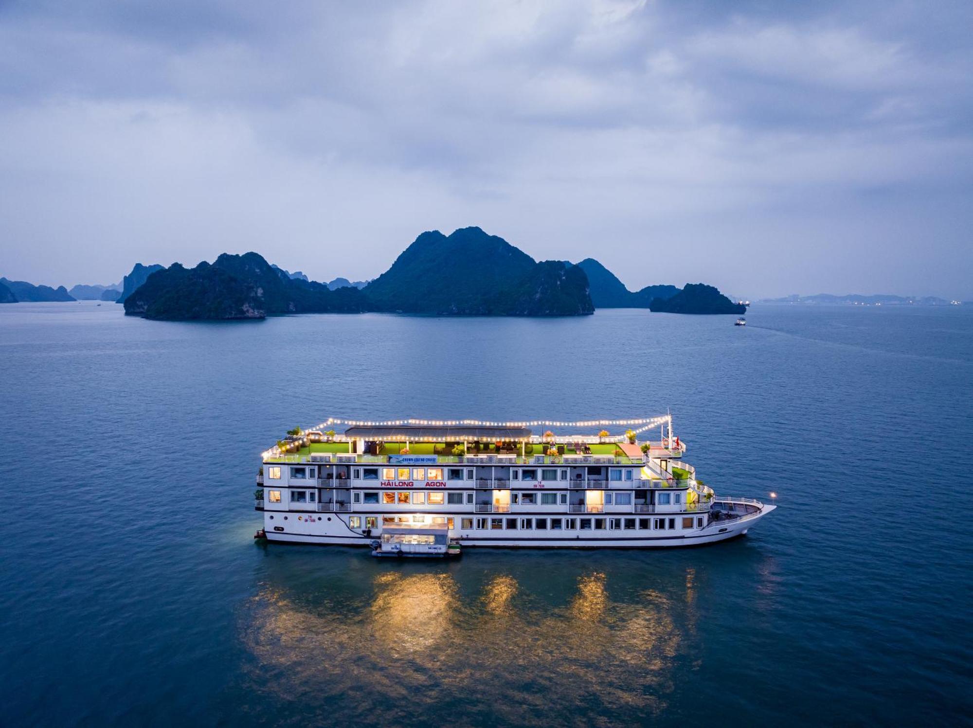 Dragon Crown Legend Cruise Hotell Ha Long Eksteriør bilde