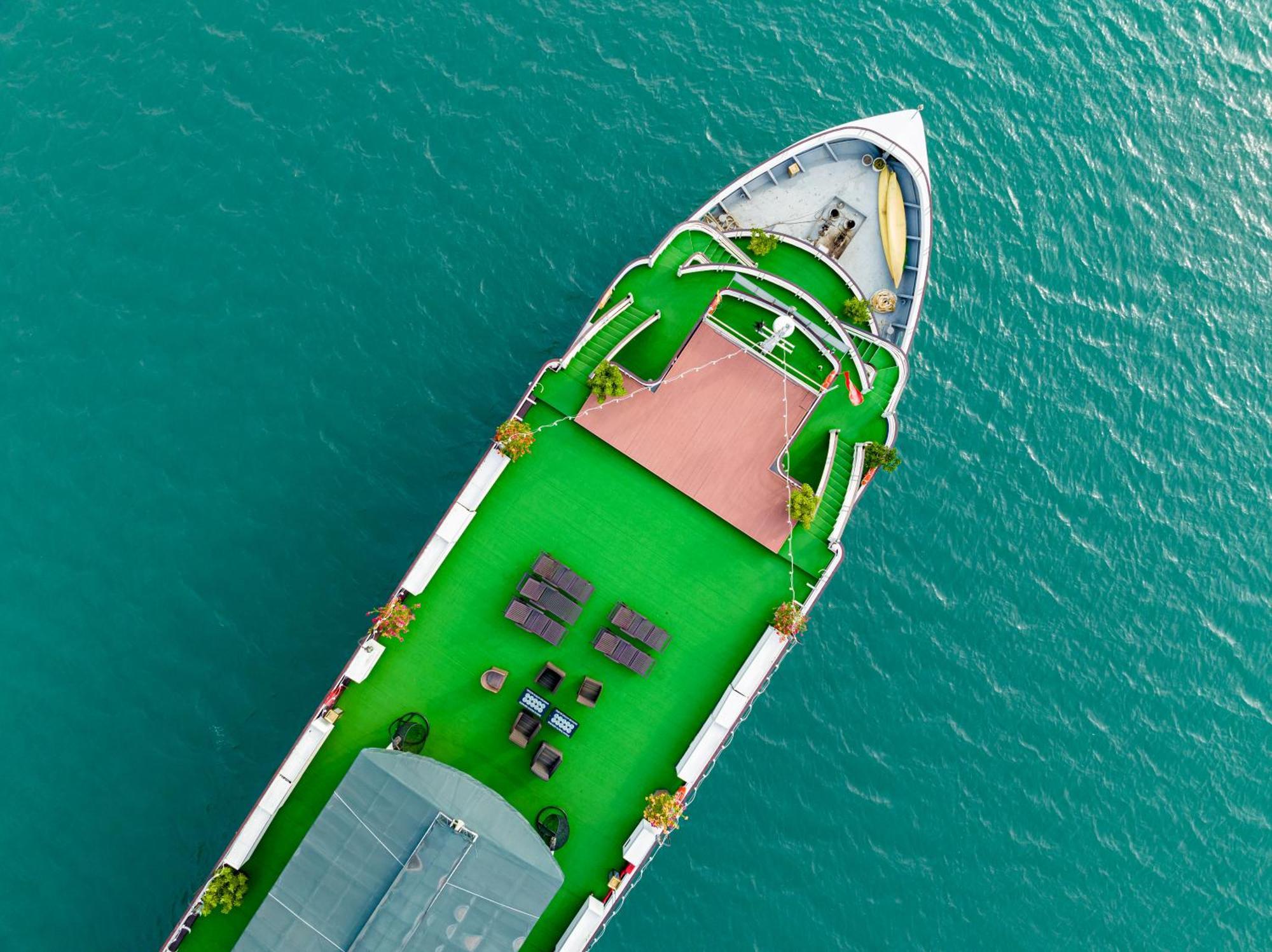 Dragon Crown Legend Cruise Hotell Ha Long Eksteriør bilde