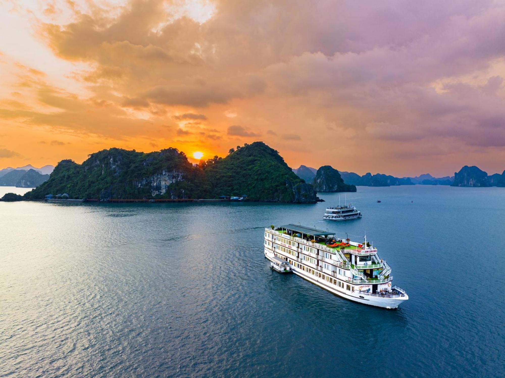 Dragon Crown Legend Cruise Hotell Ha Long Eksteriør bilde