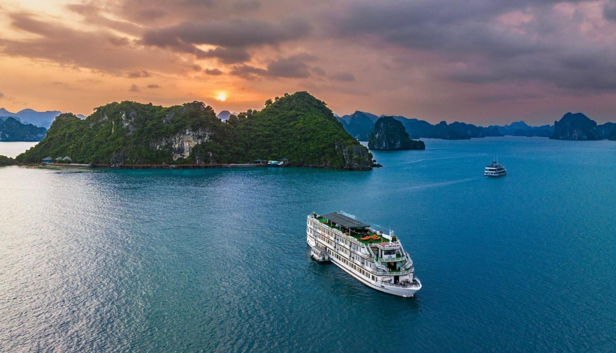 Dragon Crown Legend Cruise Hotell Ha Long Eksteriør bilde