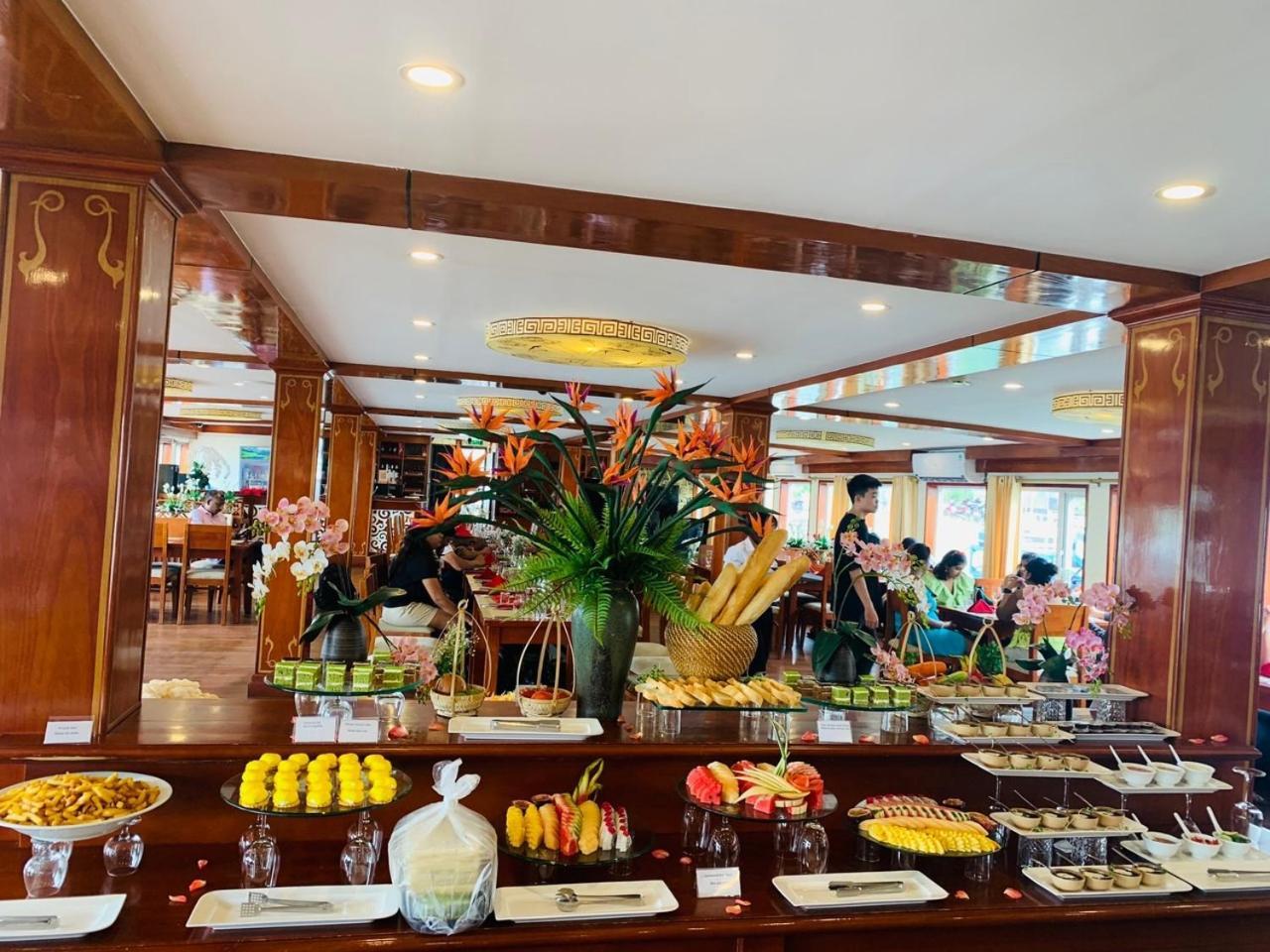 Dragon Crown Legend Cruise Hotell Ha Long Eksteriør bilde