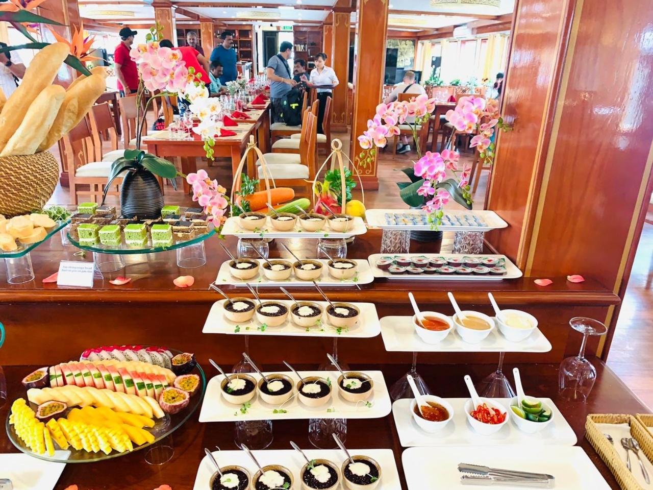 Dragon Crown Legend Cruise Hotell Ha Long Eksteriør bilde